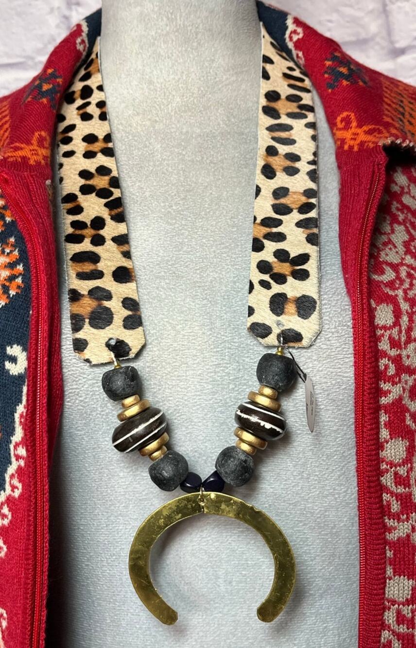 NWT Carolina Strung 'the Cayla' Statement Necklace